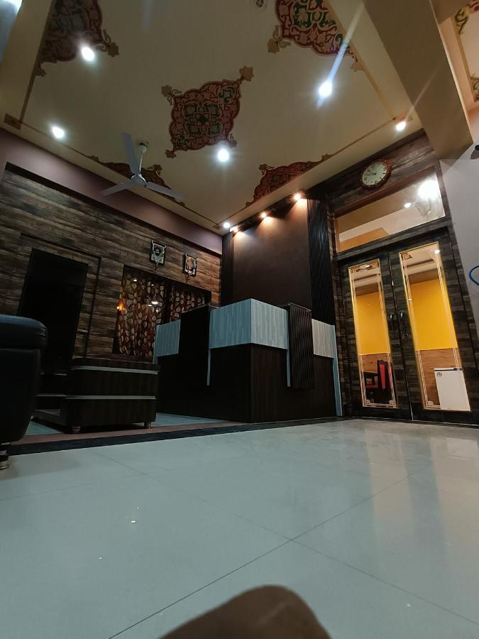 Hotel Subham Residency And Restaurant ビーカーネール エクステリア 写真