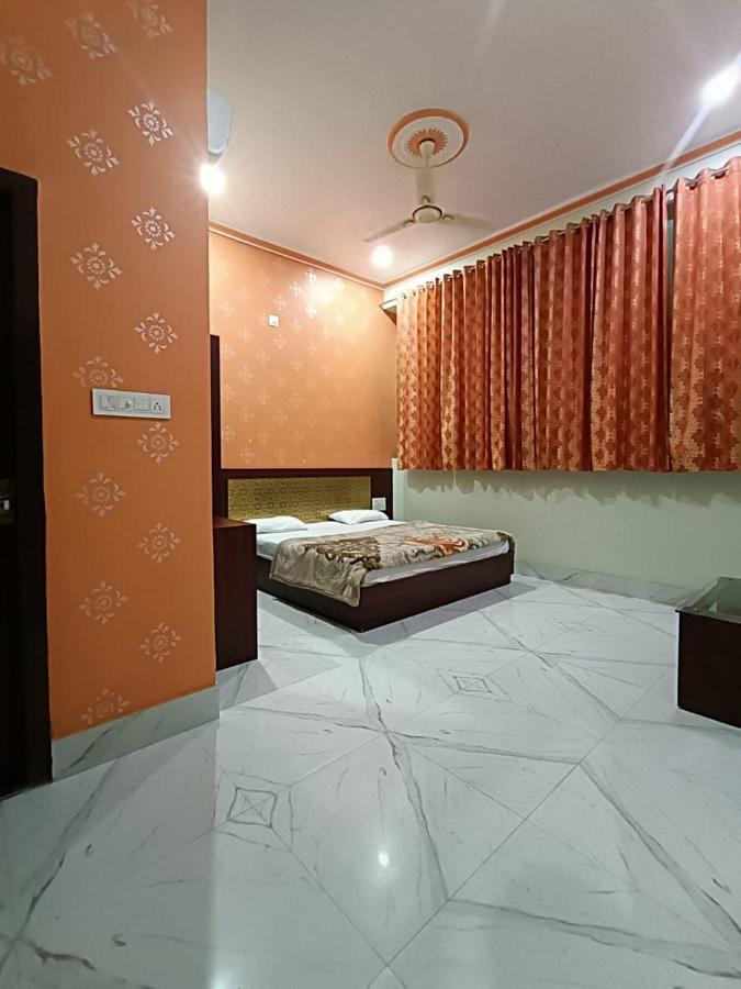 Hotel Subham Residency And Restaurant ビーカーネール エクステリア 写真