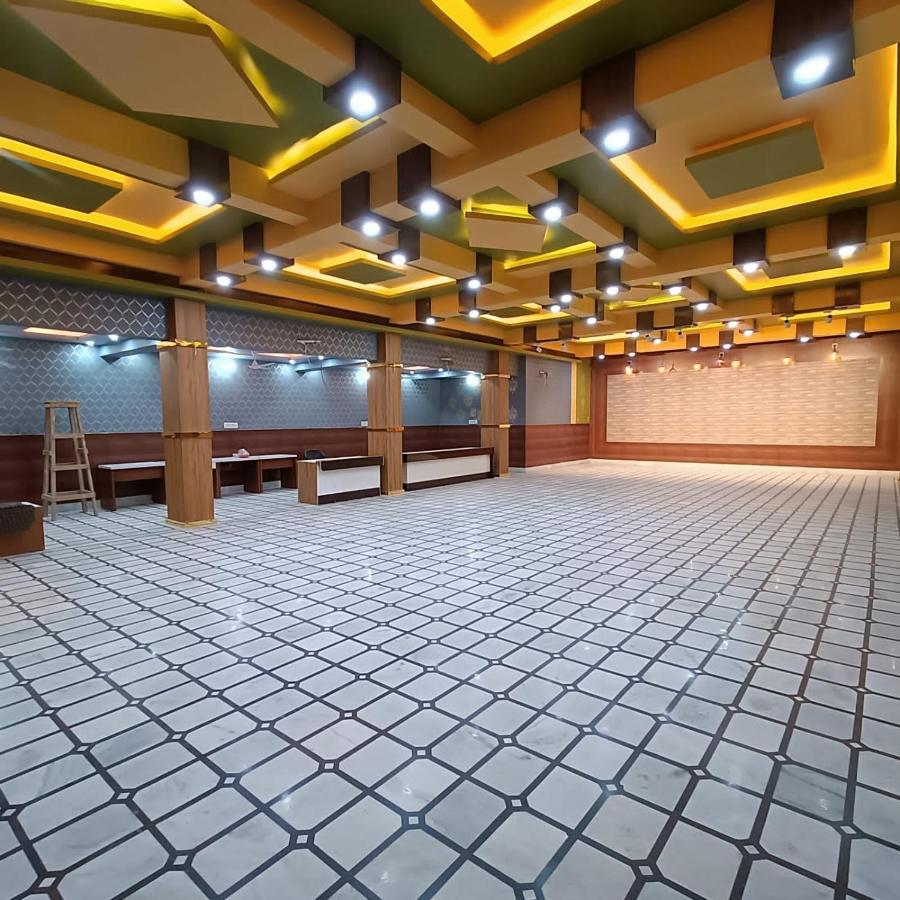 Hotel Subham Residency And Restaurant ビーカーネール エクステリア 写真